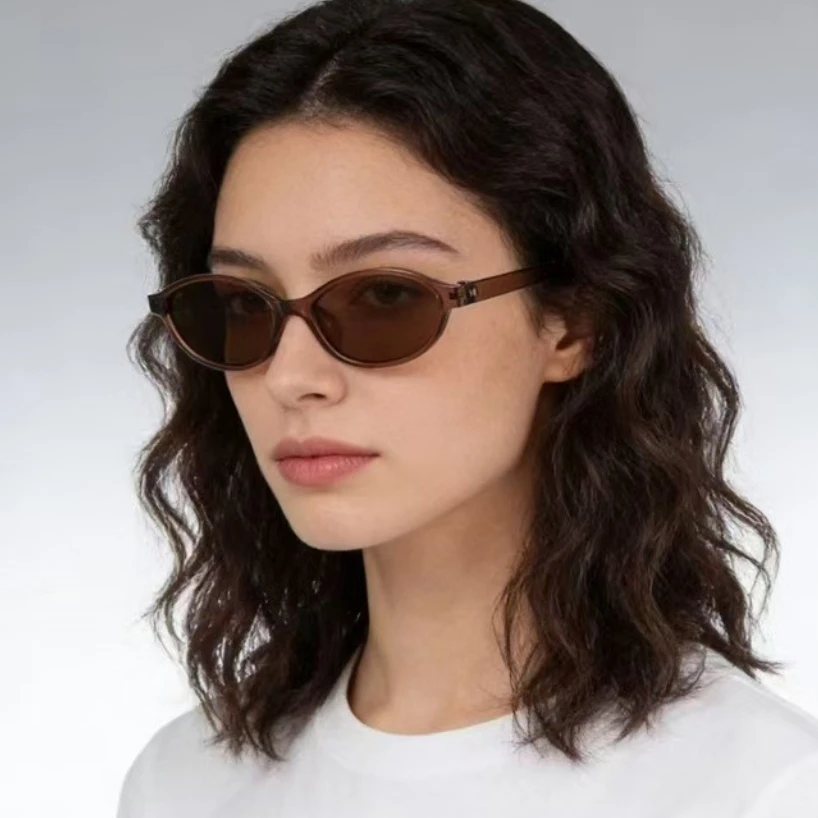 Designer Sunglasses - Gafas de sol pequeñas y ovaladas